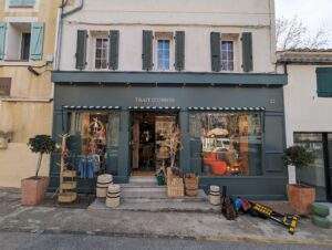 Lire la suite à propos de l’article Enseigne peinte à la main à Saint Cyr Sur Mer